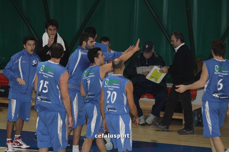 111218 sport 265_tn.jpg